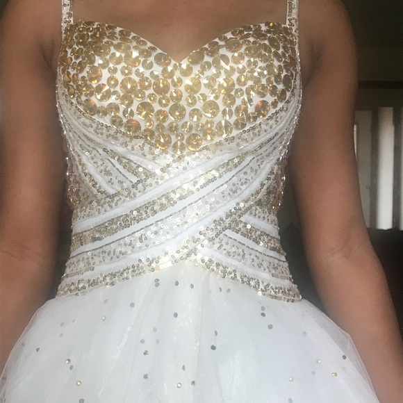 Sherri Hill 21168 white and gold prom dress size 0 - Picture 4 of 7